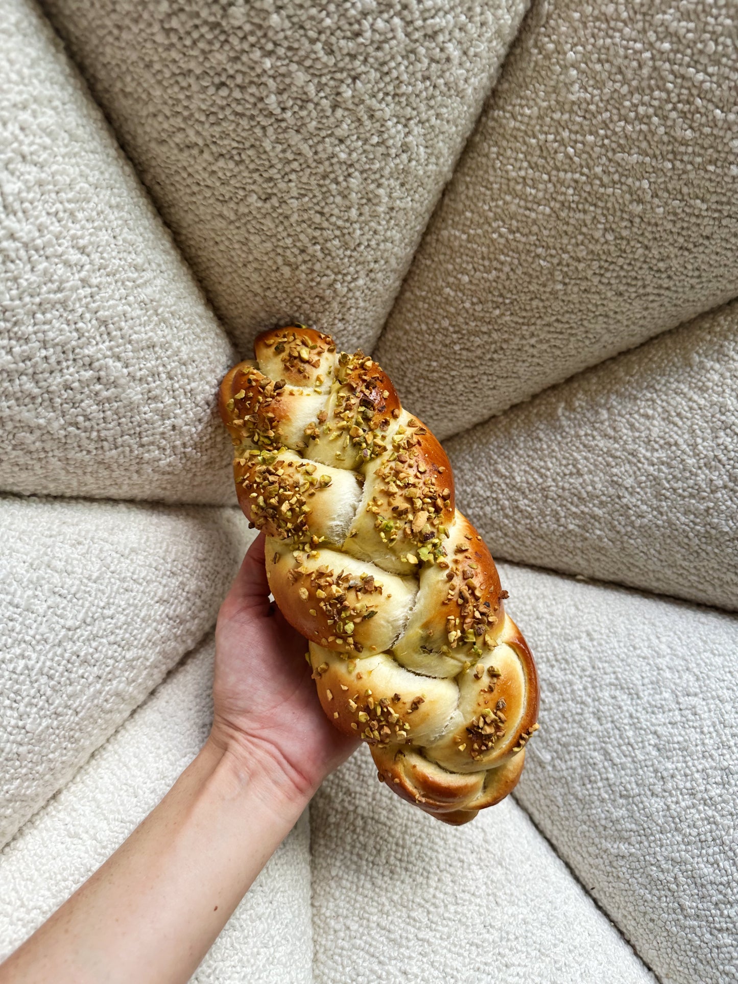 Challah au velour de pistaches d'Iran