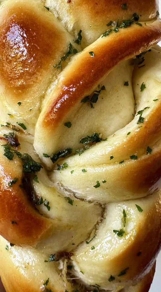 Challah à l'ai confit et au persil 