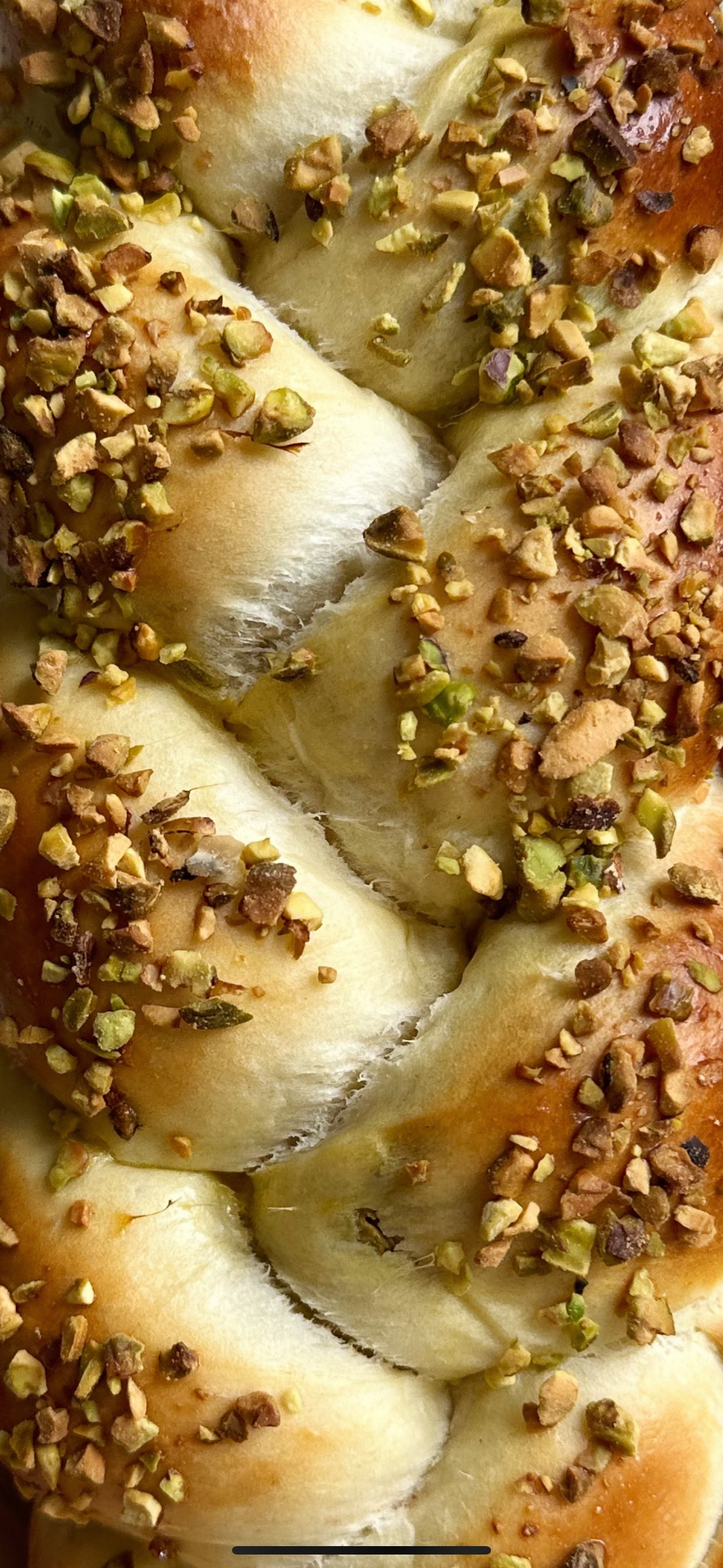 Challah au velour de pistaches d'Iran