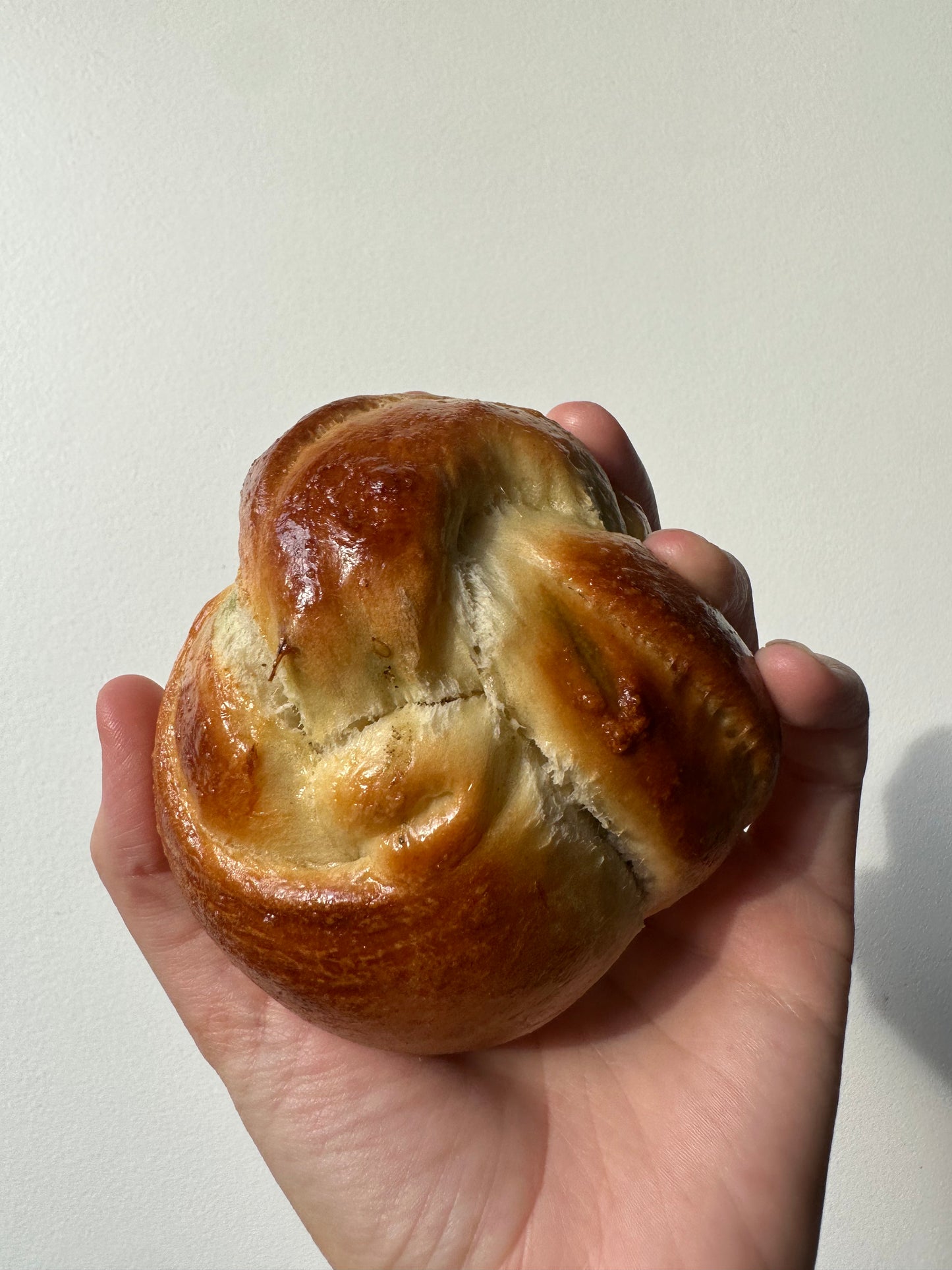 Challah à l'ai confit et au persil 